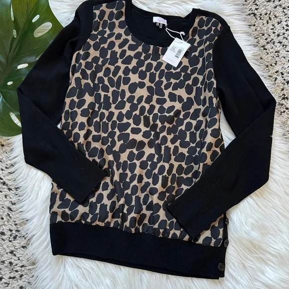 NWT Ecru Sweater - Picture 5 of 7